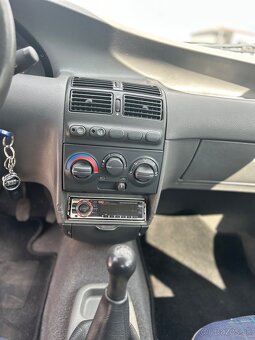 Fiat punto 1.2 benzín - 6