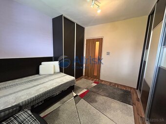 SKVELÁ PONUKA Veľký 3-izbový byt s balkónom, kompletná rek - 6