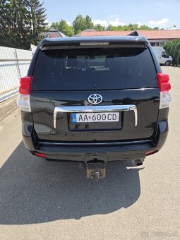 Toyota Land Cruiser 3.0I D-4D Premium A/T REZERVOVANE - 6