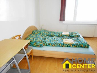 Na predaj :7 izbový rodinný dom - ubytovanie Podhájska , - 6