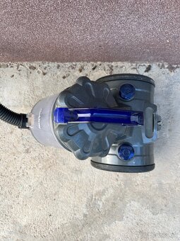 Vysávač – funkčný, lacno - 6