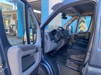 Predám Citroën Jumper 2,2 HDI 9 miestny - 6