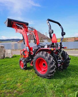 TYM Branson F36Rn s čelným nakladačom - 6