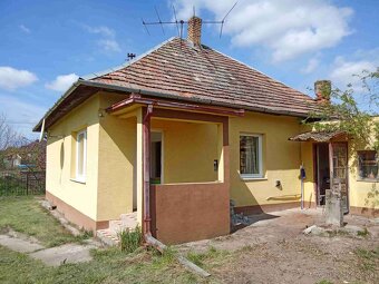 Predáme rodinný dom so záhradou v obci Dubník, okres Nové Zá - 6