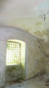 Kaštieľ v srdci malebnej prírody - na predaj idylické sídlo - 6