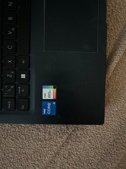 PREDÁM NOTEBOOK ASUS VIVOBOOK - 6