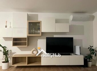 Moderný 2-izbový byt s balkónom v Starom Meste na predaj - 6