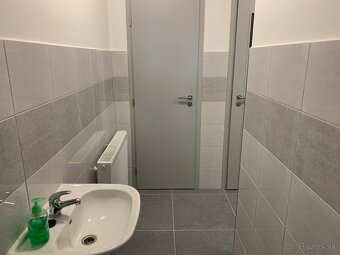NA PRENÁJOM kancelária 25,90m2 Lipany, okres Sabinov - 6