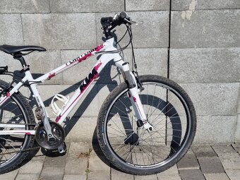 Predám dámsky horský bicykel KTM - 6
