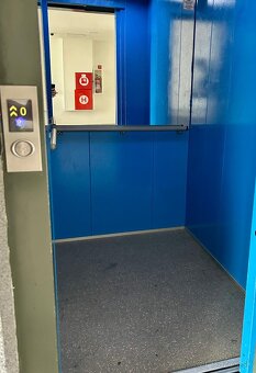 Predaj 3-izbového bytu v Ružinove s lodžiami a parkingom - 6
