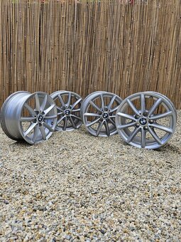 Prakticky nové, originálne disky BMW - 5x120 r16 - 6