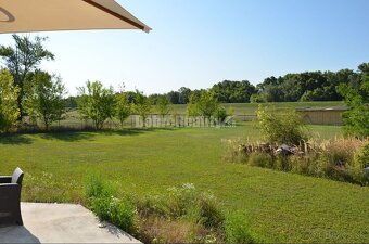 DOBRÉ REALITY - priestranný rodinný dom s veľkým pozemkom v - 6