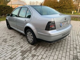 Volkswagen Bora 1.9 TDI 74Kw R.v 2002 - 6
