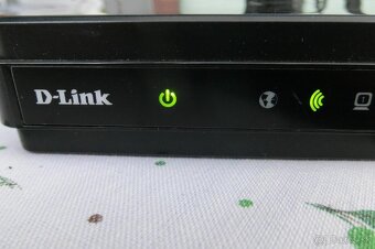 Router D-Link DIR-600 . - 6