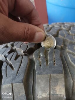 33x12,5 r15 BF Goodrich A/T KO2 - 6