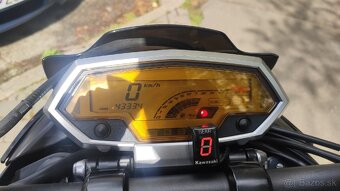 Kawasaki Z1000 - 6