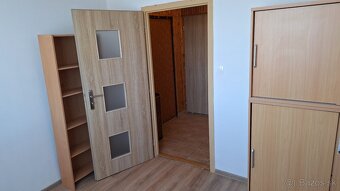 Na dlhodobý prenájom 3 iz.byt Saratovská Levice - 6