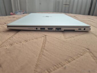 HP EliteBook 830 G5 /i5-8350u/16GB RAM/Touch IPS/256GB SSD - 6