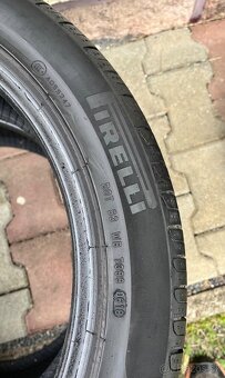 Letné pneu 235/45 r18 - 6