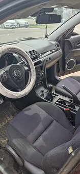 Mazda 3 16V Spec - 6