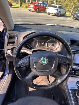 Predám Škoda Octavia II Facelift 2.0 TDI - 6