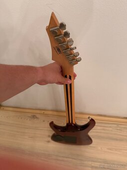 Elektrická gitara Cort - 6