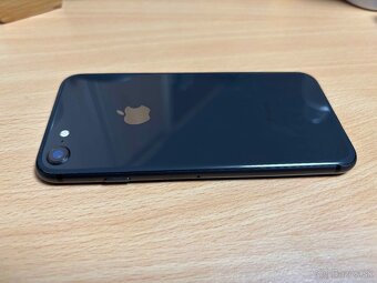 Apple iPhone 8 - 256GB - 85% kapacita batérie - 6