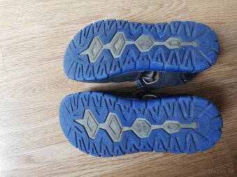 Chlapčenské sandále v.32 - 6