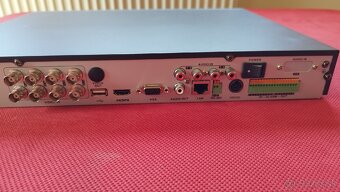 Hikvision DS-7208 HQHI-SH - 6