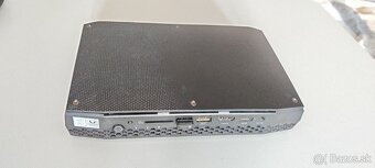 Intel Nuc 8I7HVK Hades Canyon - 6