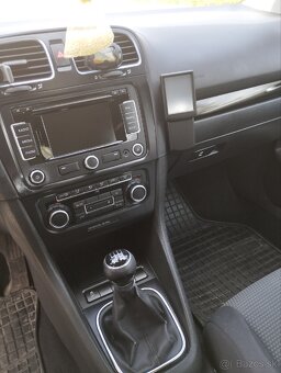 VW Golf variant - 6