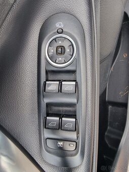 Ford S-Max 1.8 TDCi Titanium za 4.990 € - 6