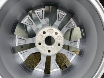 Originál VW passat B8 disk 5x112 R17 - 6