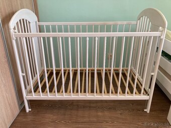 predam detskú drevenú postielku - 6