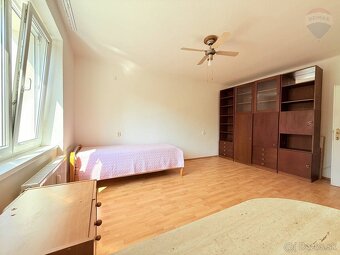 REZERVOVANÝ 2 izbový  byt v centre mesta Humenné. - 6