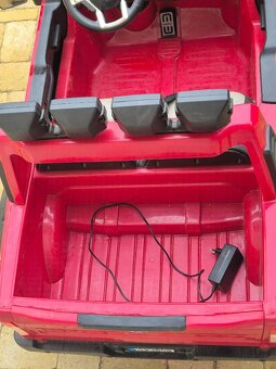 VELKE ELEKTRICKE AUTICKO - 6