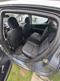 Peugeot 207d. - 6