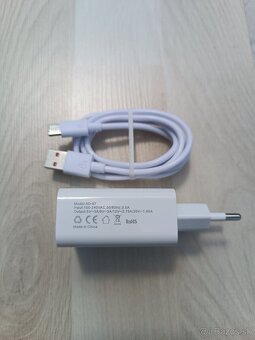 Nová nabíjačka s nabíjacím USB-C káblom - 6