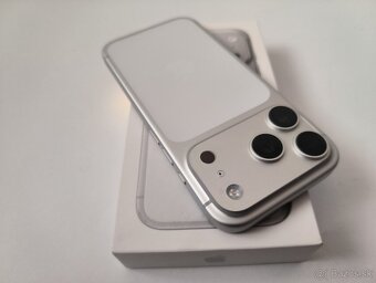 apple iphone 17 PRO MAX 256gb Silver / Batéria 100% - 6