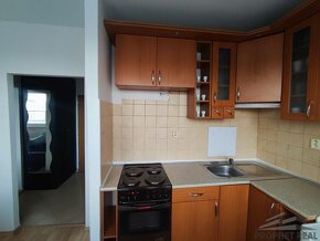 Ideálny 1 izbový byt v Petržalke s výhľadom na jazero Draždi - 6