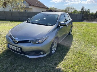 Toyota Auris - 6