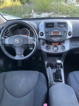 Toyota Rav4 - 6