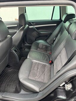 Skoda Octavia scout - 6