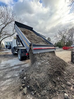 Auto s hydraulickou rukou, nakladna doprava - 6