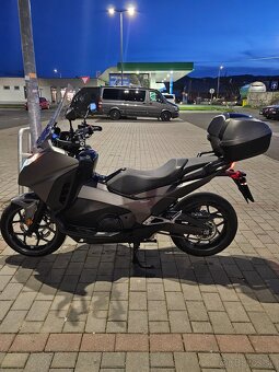HONDA NC 750 D - 6