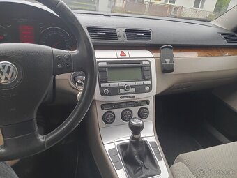 VW Passat B6 Variant 2.0TDI 103 kw - 6
