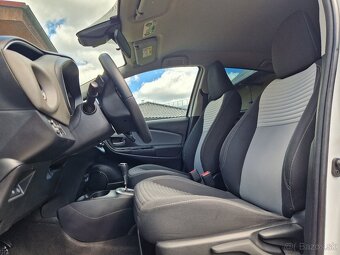 Toyota Yaris 1,5 Automat CVT benzín 82kW Multidrive S - 6
