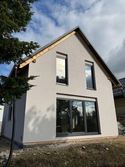 2 - podlažný rodinný dom s neopakovateľným výhľadom na hrad - 6