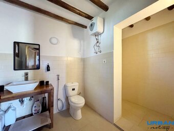 POSCHODOVÁ VILA S VÝHĽADOM NA OCEÁN - 6