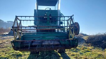 John Deere 330 Kombajn - 6